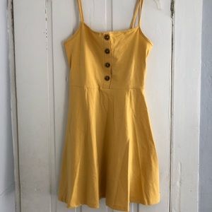 Brand new adorable sundress with buttons
